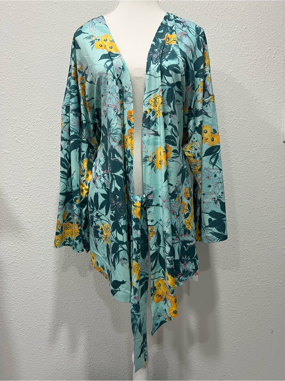 HUE Sleepwear Wrapper Cardigan NWT